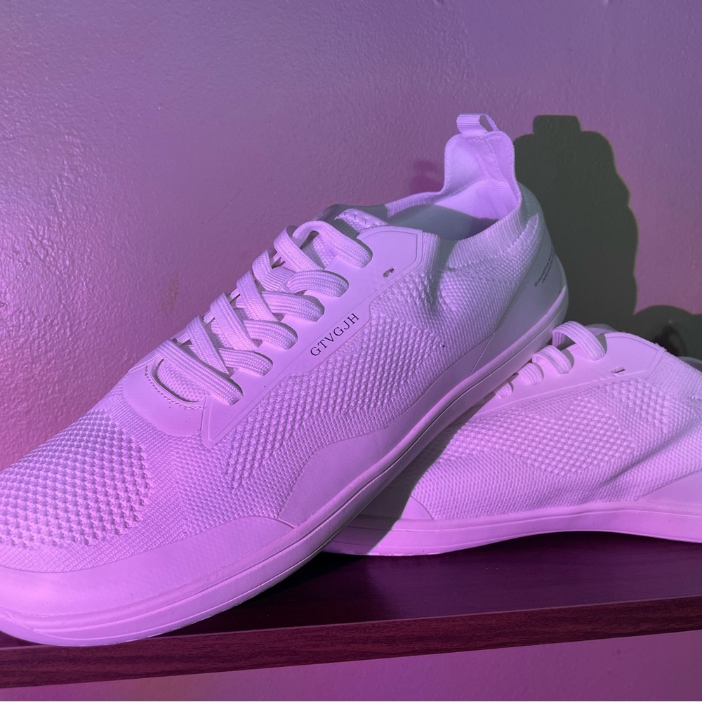 Men’s White Knit Athletic Sneakers